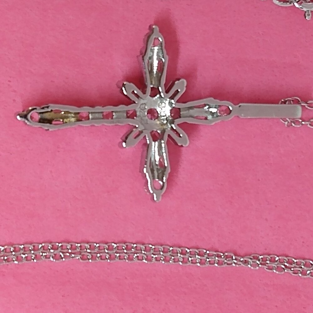 Nwt,  White sapphire necklace - Picture 11 of 11